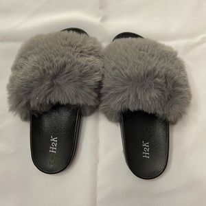 Fluffy ladies slides